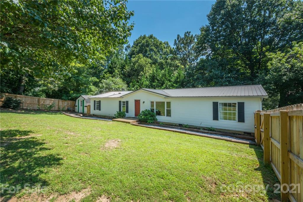 Property image 1 at 708 N Cherokee Avenue, Black Mountain, NC 28711
