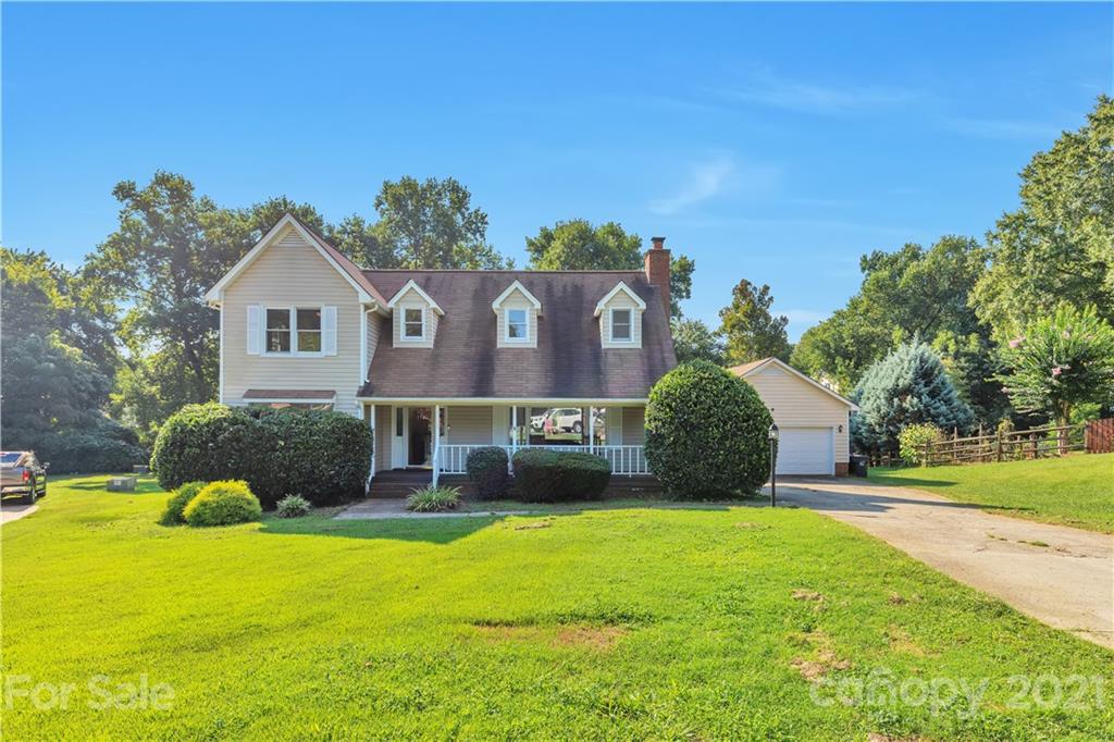 Property image 1 at 16568 Kimbolten Drive, Huntersville, NC 28078