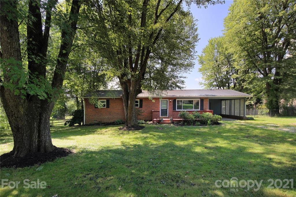 Property image 1 at 9 Forge Drive, Mills River, NC 28759