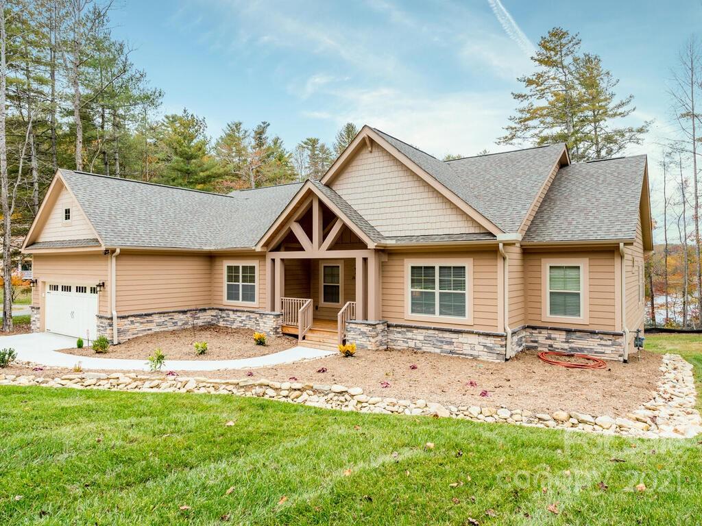 Property image 1 at 24 Mountain Lake Drive, Hendersonville, NC 28739