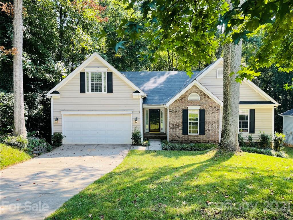 8122 Bella Vista Court