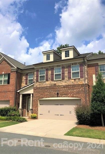 Property image 1 at 7028 Henry Quincy Way, Charlotte, NC 28277