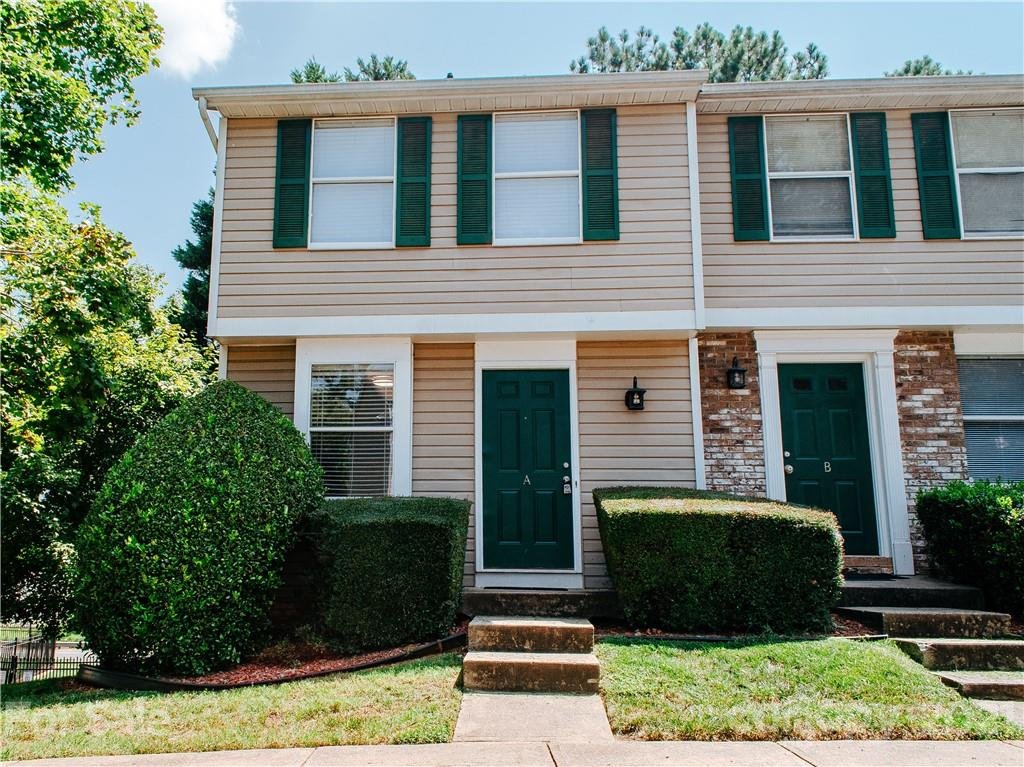 Property image 1 at 9618 Vinca Circle, Charlotte, NC 28213