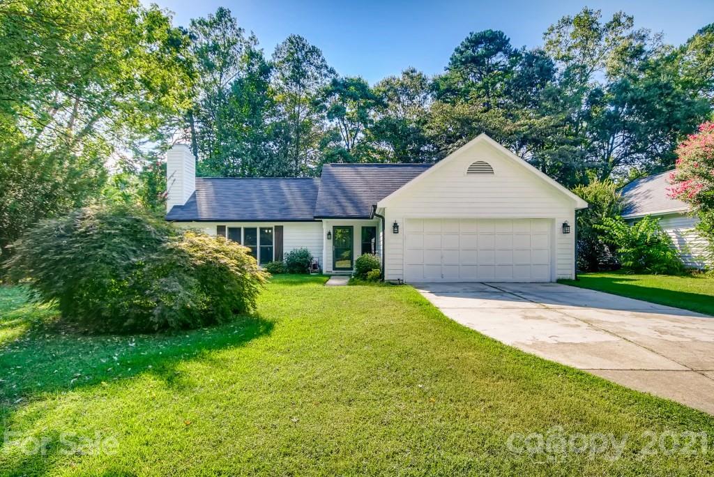 Property image 1 at 20325 Willow Pond Road, Cornelius, NC 28031