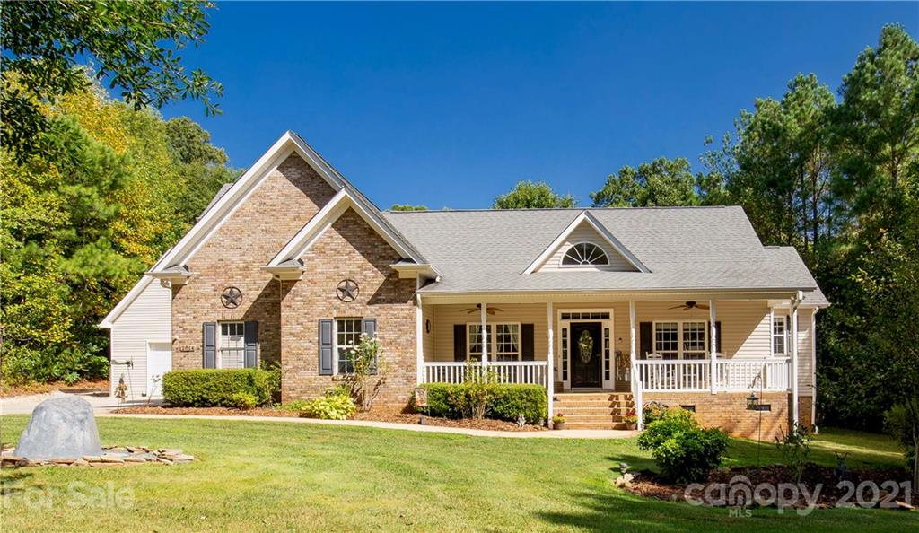 Property image 1 at 2014 Sunswept Lane, York, SC 29745