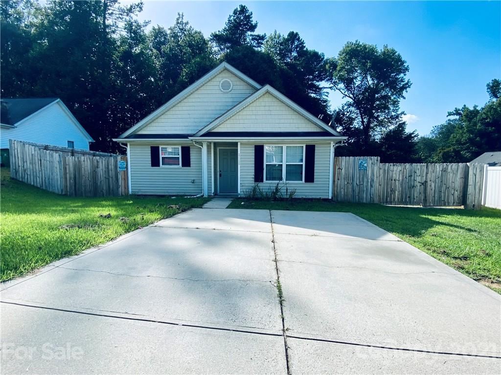 Property image 1 at 2116 Lauren Elizabeth Court, Charlotte, NC 28214