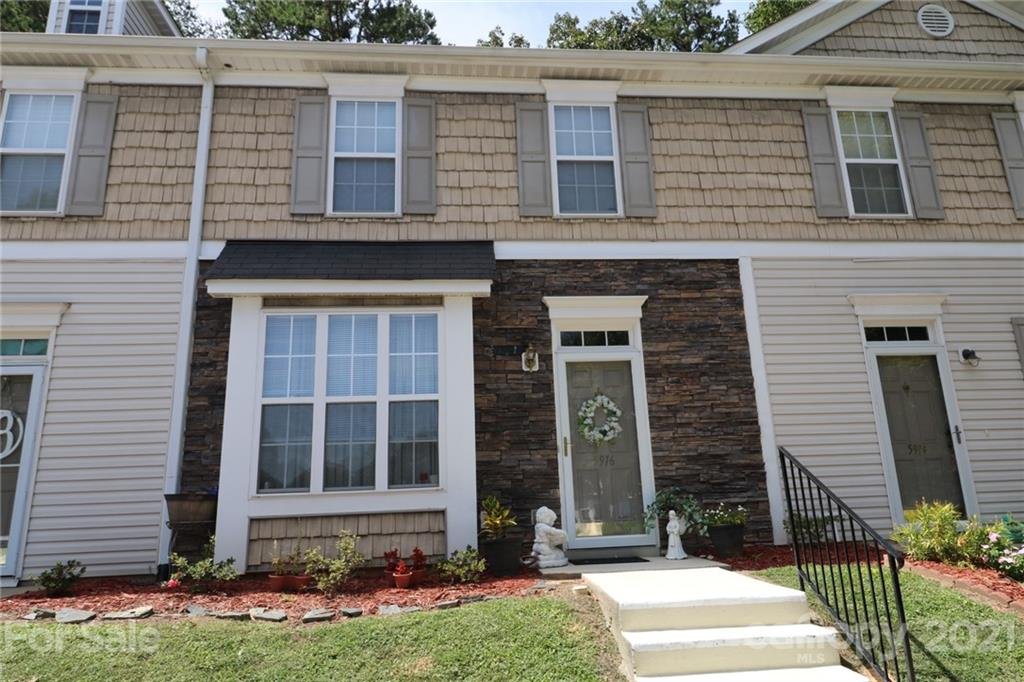 Property image 1 at 5916 Britt Lane, Dallas, NC 28034