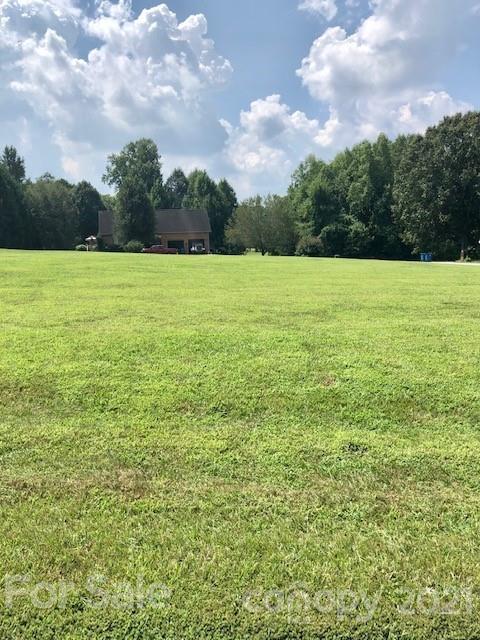 1213 Creekside Drive