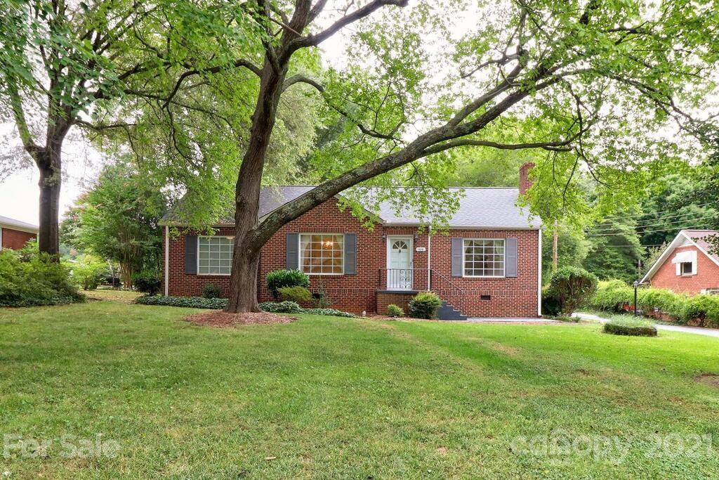 1616 Statesville Boulevard