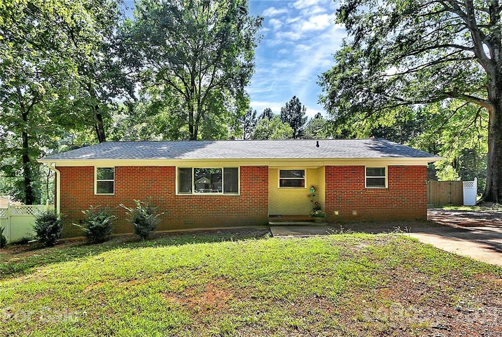 Property image 1 at 5140 Princess Street, Charlotte, NC 28269