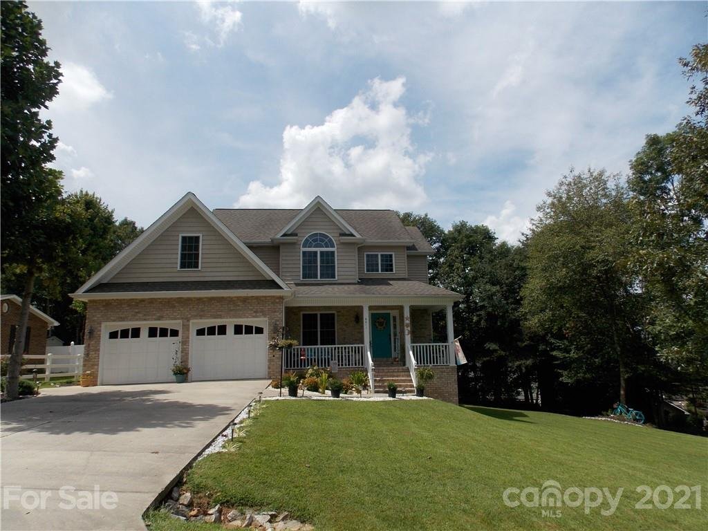 Property image 1 at 6011 Dockside Drive, Hickory, NC 28601