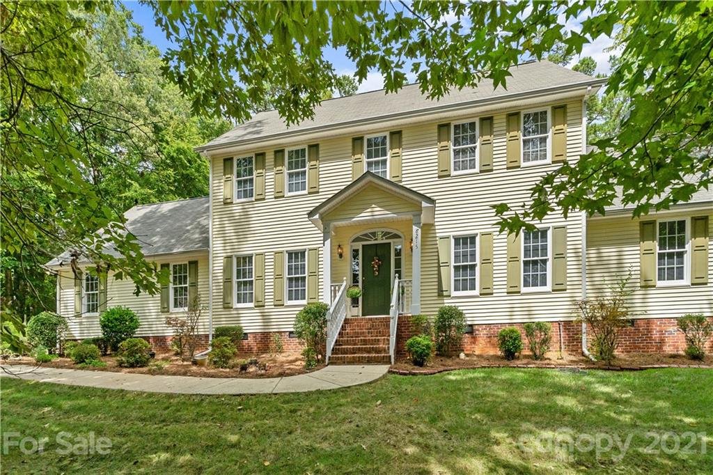 Property image 1 at 8215 Silver Maple Lane, Mint Hill, NC 28227