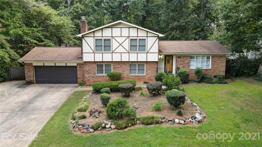 7811 Scottwood Terrace