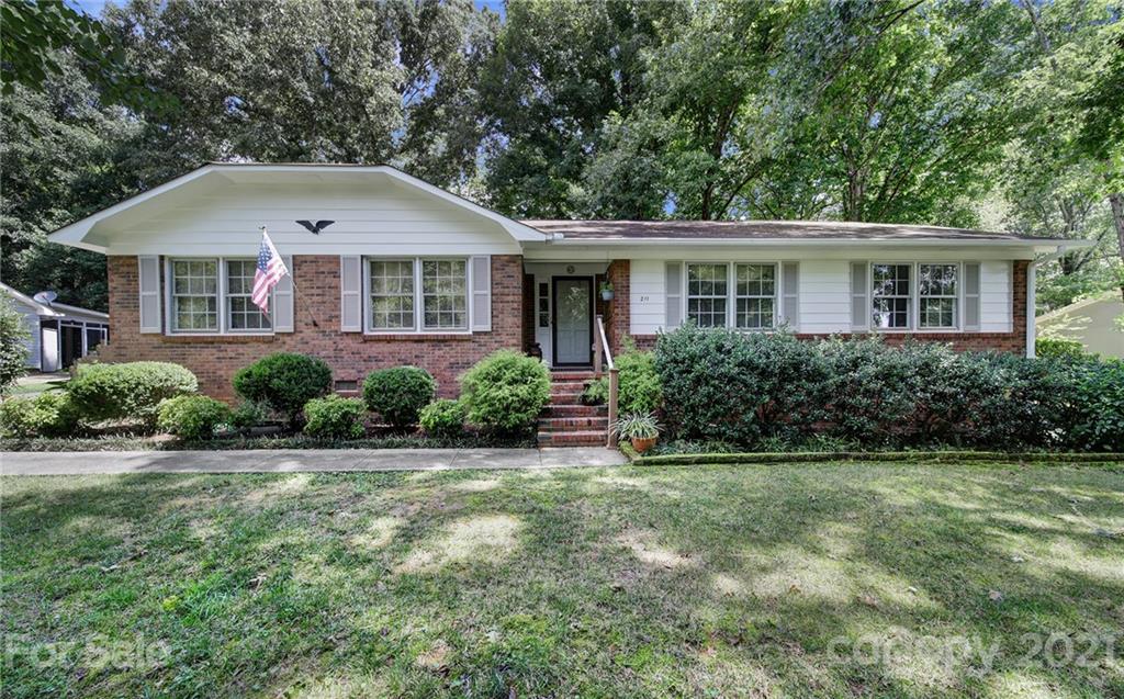 Property image 1 at 211 Pelham Lane, Fort Mill, SC 29715
