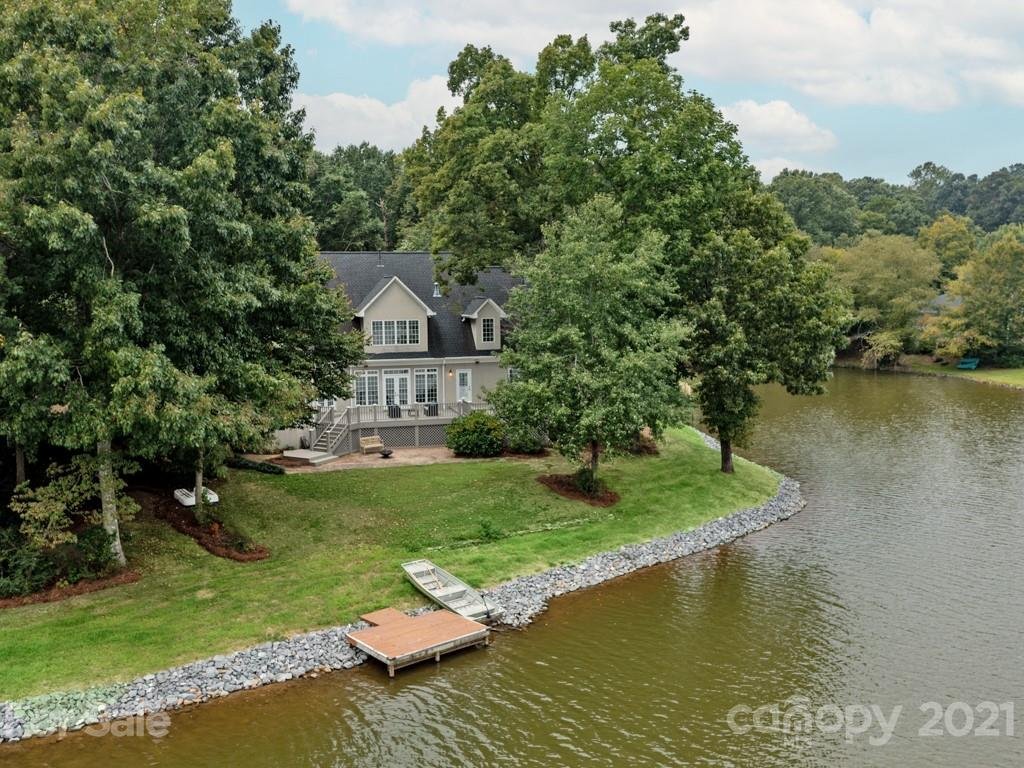 Property image 1 at 8126 Lake Providence Drive, Matthews, NC 28104