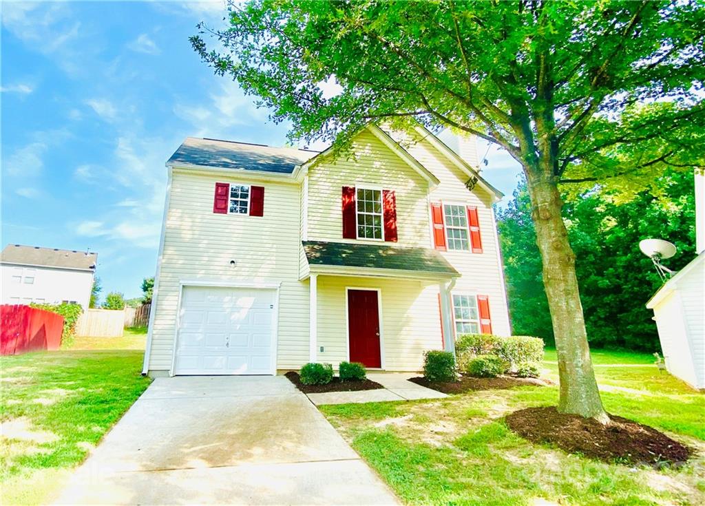 Property image 1 at 912 Grass Hollow Court, Charlotte, NC 28216