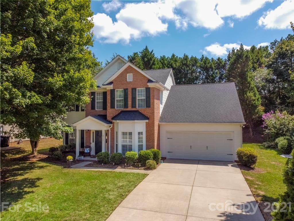 Property image 1 at 8709 Ellington Park Drive, Charlotte, NC 28277