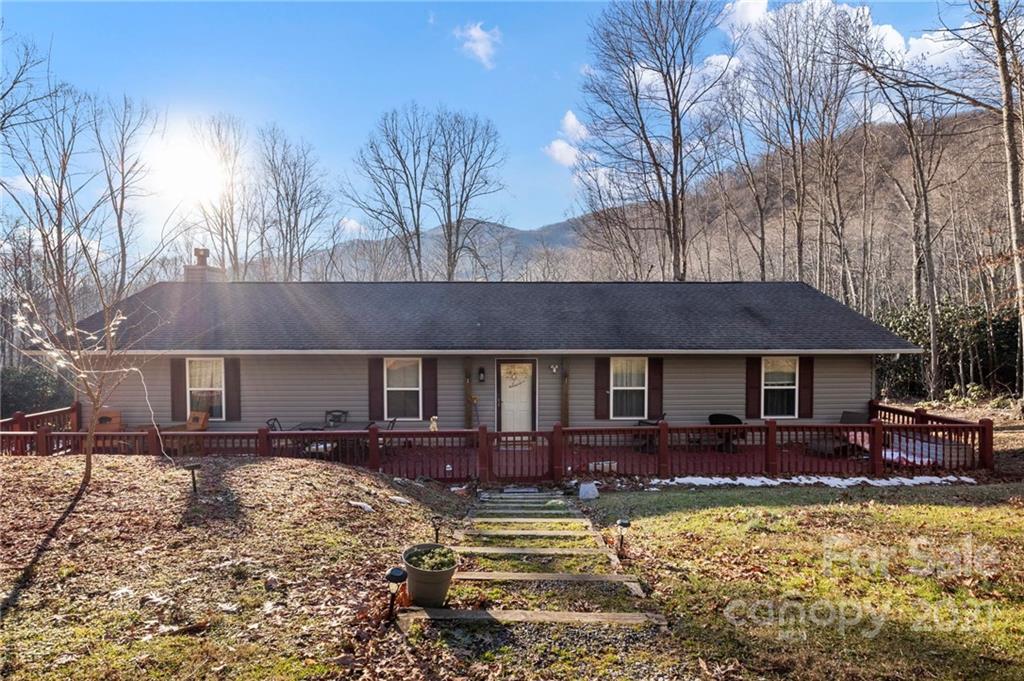 Property image 1 at 31 Notre Dame Lane, Clyde, NC 28721