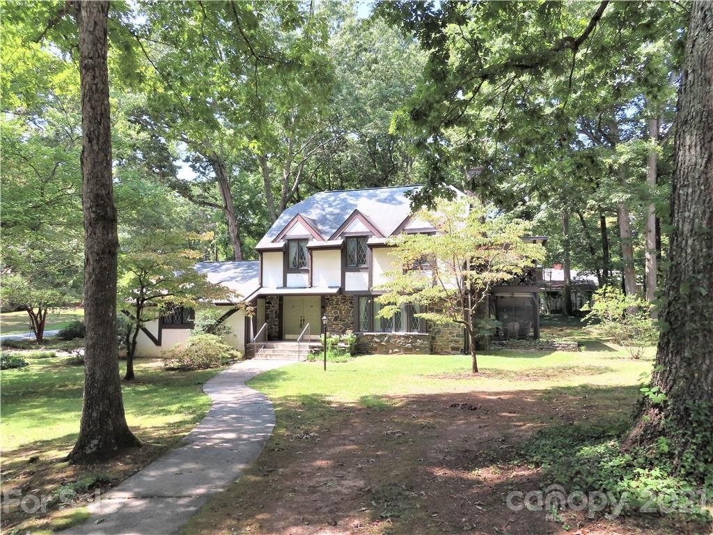 Property image 1 at 8 Bratton Avenue, York, SC 29745