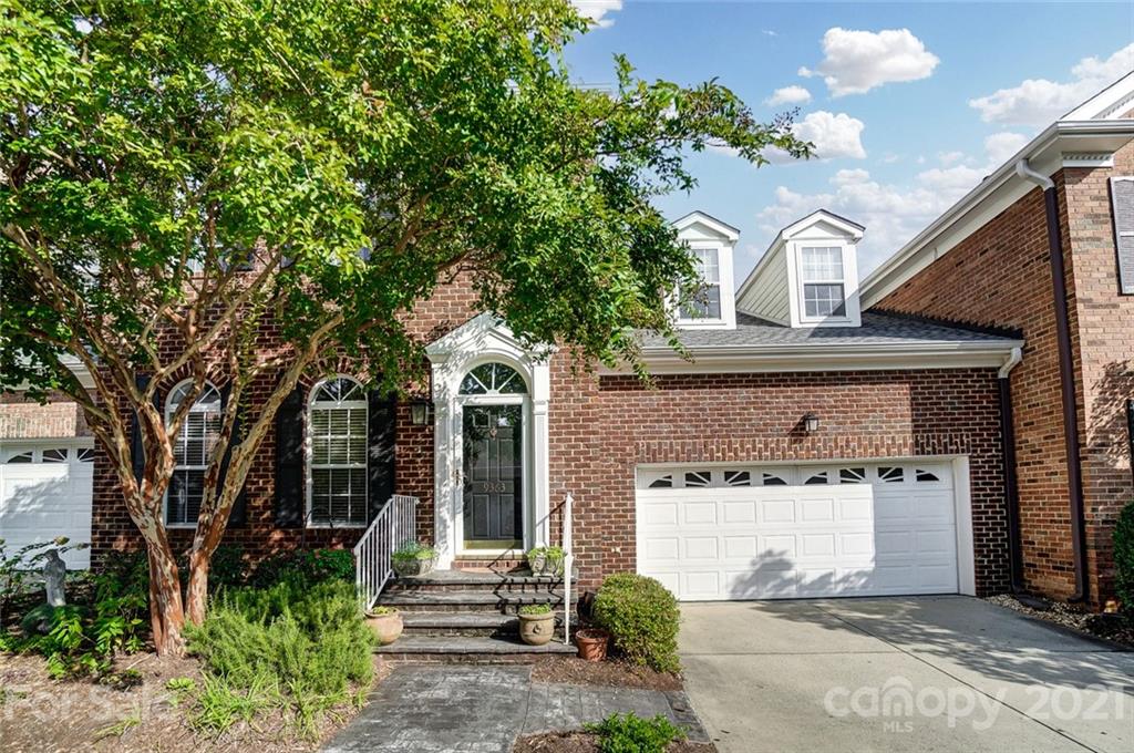 Property image 1 at 9363 Bonnie Briar Circle, Charlotte, NC 28277