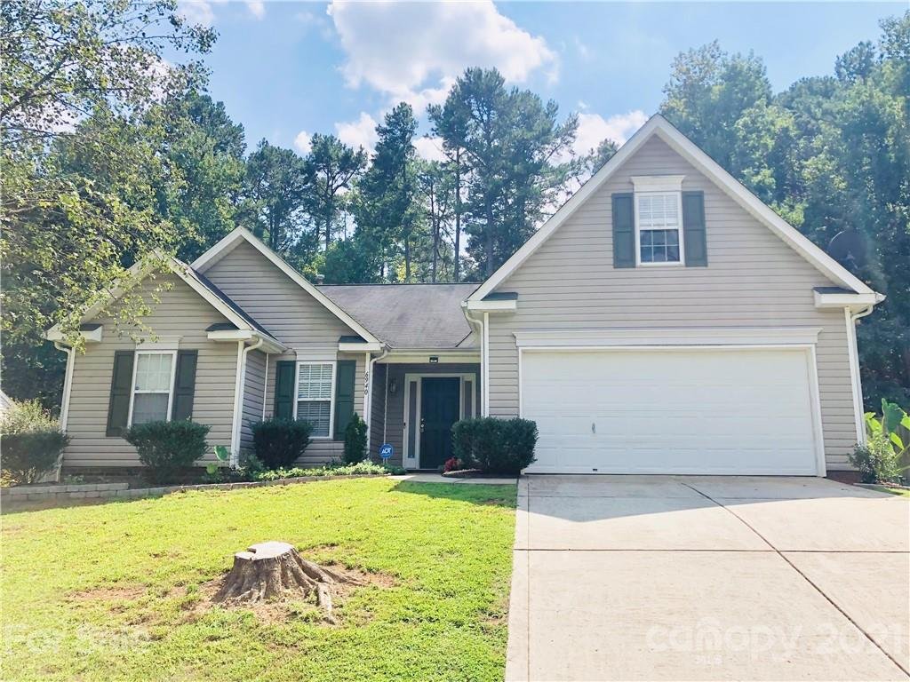 Property image 1 at 6940 Silver Garden Lane, Charlotte, NC 28216