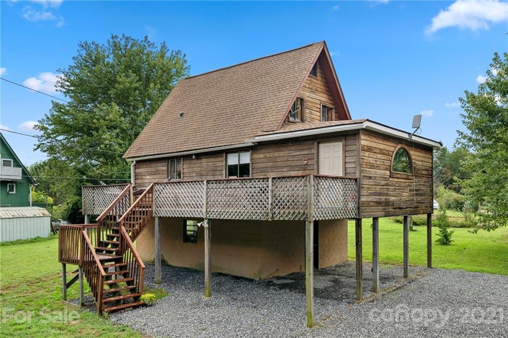 Property image 1 at 52 Point Lookout Circle, Hendersonville, NC 28792