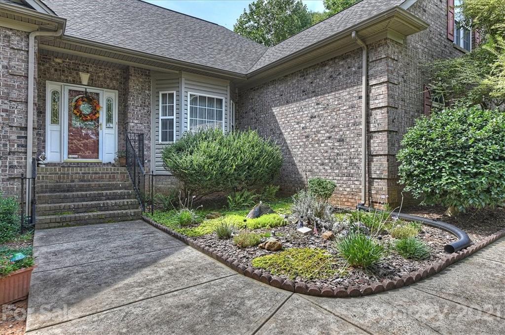 Property image 1 at 8700 Willhill Road, Mint Hill, NC 28227