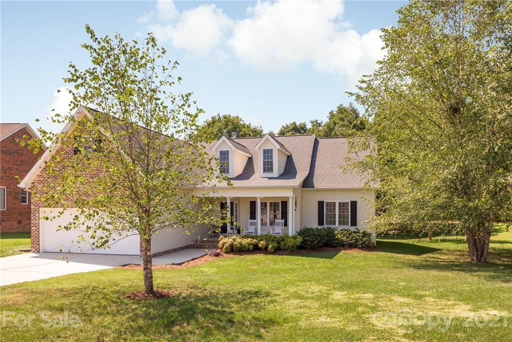 Property image 1 at 843 Meadow Drive, Oakboro, NC 28129