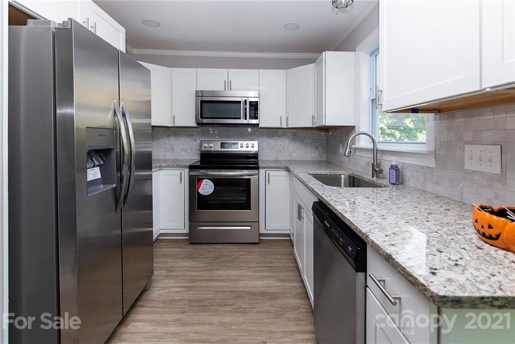 Property image 1 at 403 E Parkwood Street, Stanley, NC 28164