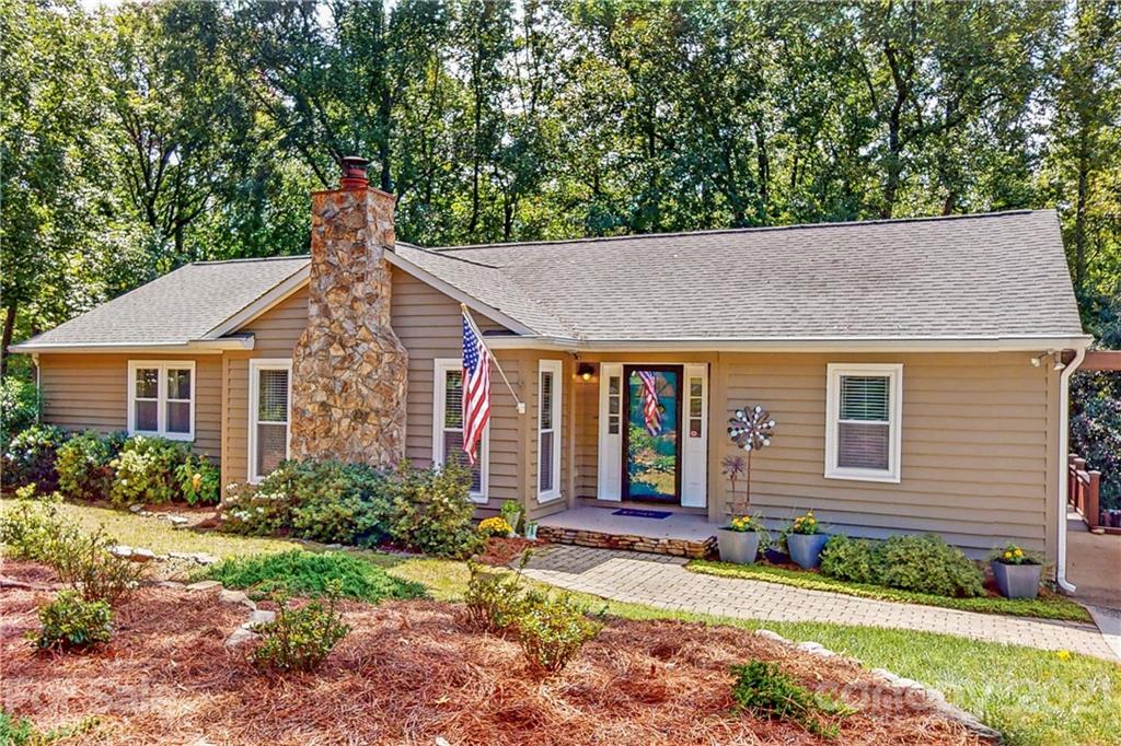 Property image 1 at 8038 Ritter Drive, Charlotte, NC 28270