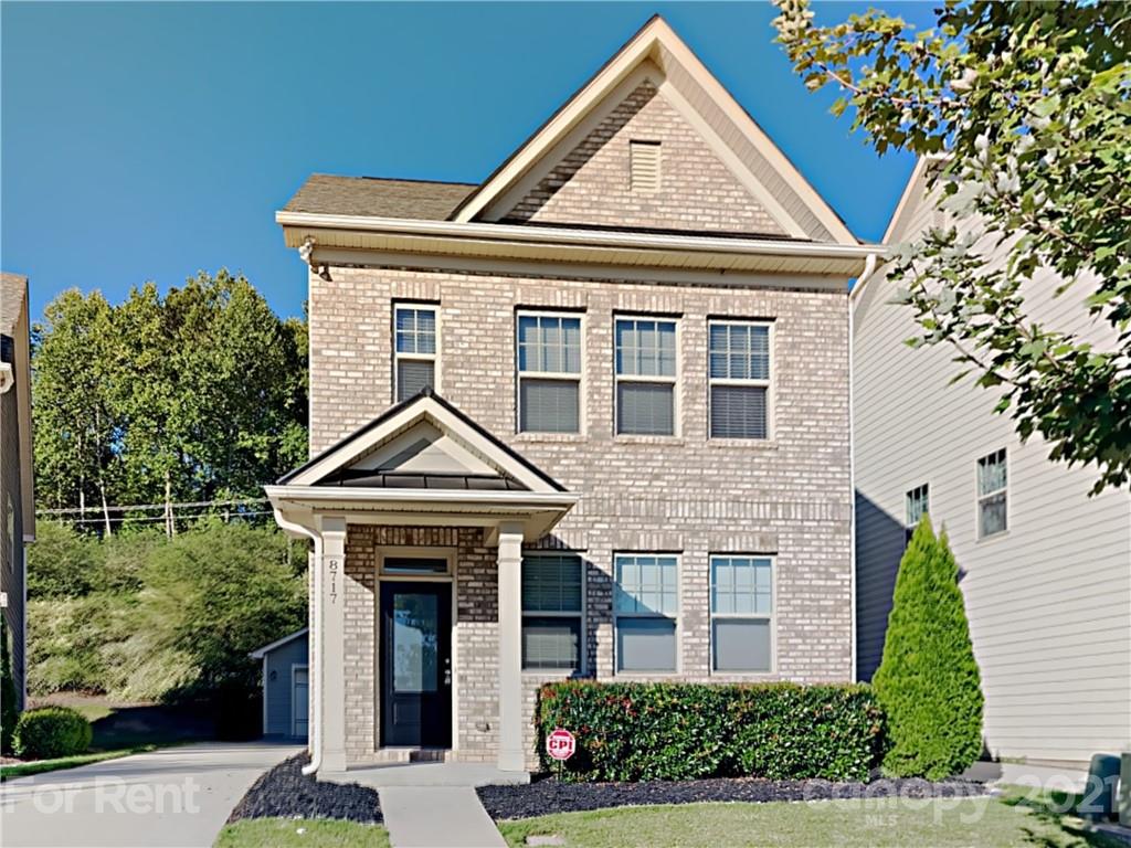 Property image 1 at 8717 Aspinwall Drive, Charlotte, NC 28216