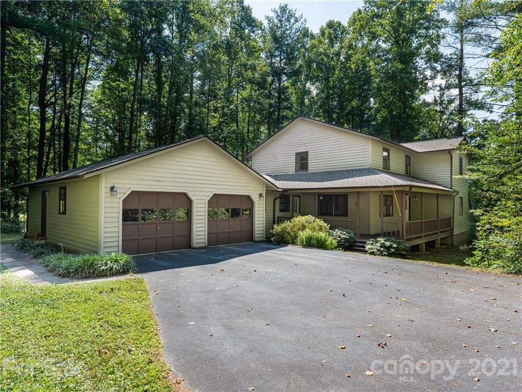 Property image 1 at 229 Raintree Drive, Hendersonville, NC 28791