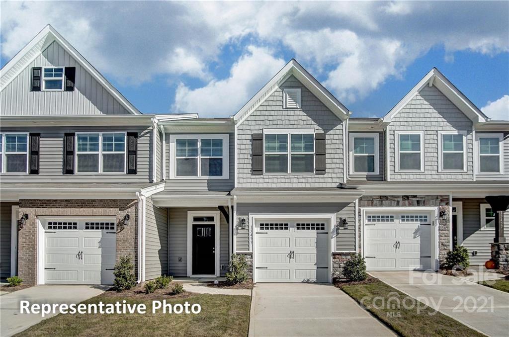 Property image 1 at 8010 Saluda Drive, Charlotte, NC 28269