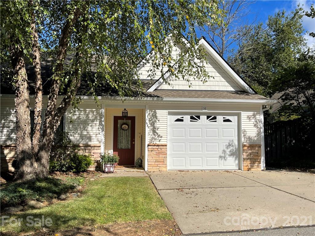 Property image 1 at 11 Beekeeper Trail, Swannanoa, NC 28778