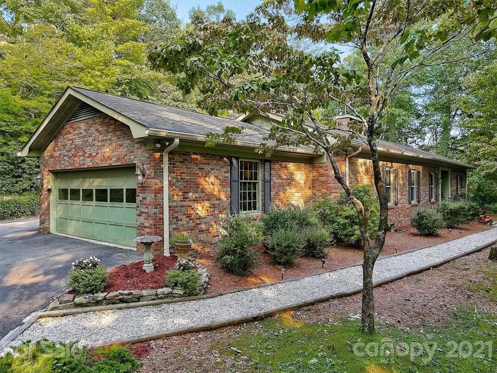 Property image 1 at 496 English Road, Spruce Pine, NC 28777