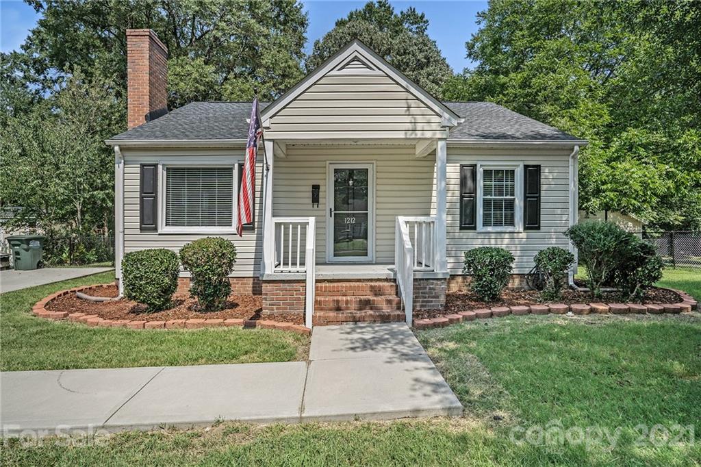 Property image 1 at 1212 Craig Avenue, Gastonia, NC 28054