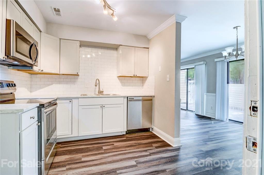 Property image 1 at 1636 Hollow Drive, Charlotte, NC 28212