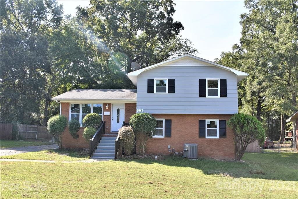 Property image 1 at 715 Georgetown Drive, Charlotte, NC 28213