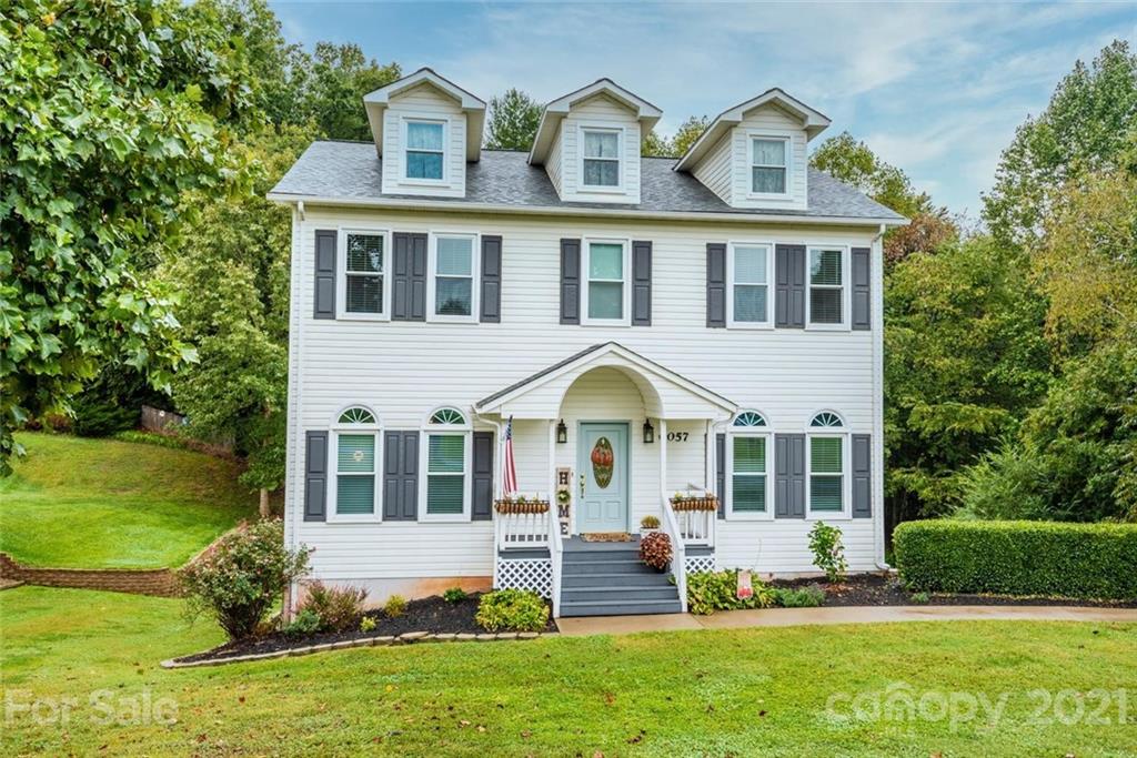 Property image 1 at 6057 Gold Creek Estate Drive, Hickory, NC 28601