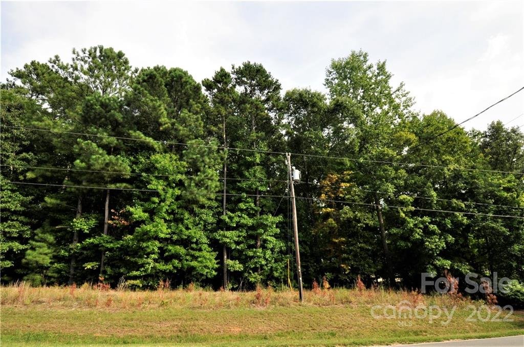 Property image 1 at 273 Greenbay Road, Mooresville, NC 28117