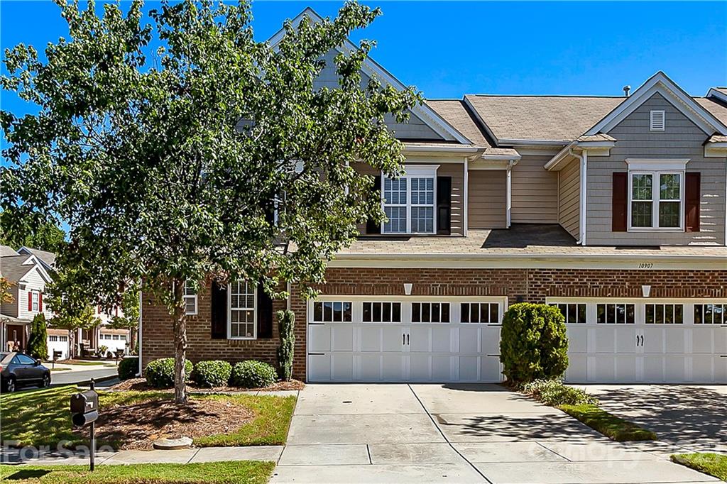 Property image 1 at 10903 Coyote Lane, Charlotte, NC 28277