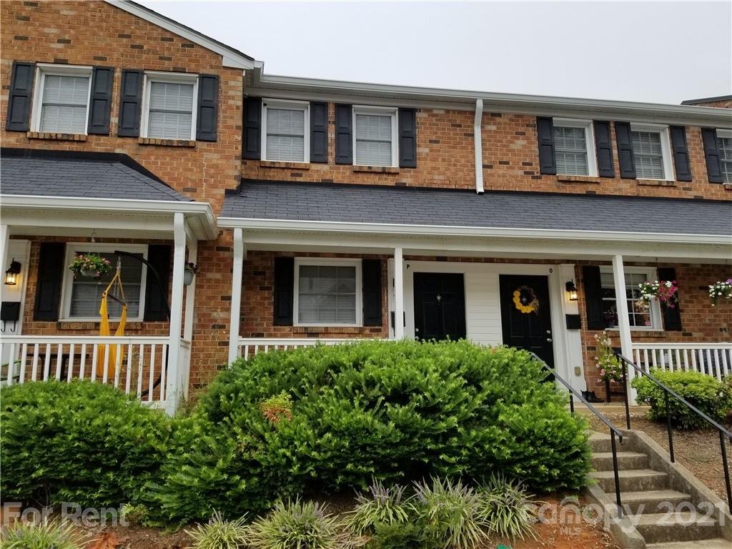 Property image 1 at 1348 Green Oaks Lane, Charlotte, NC 28205