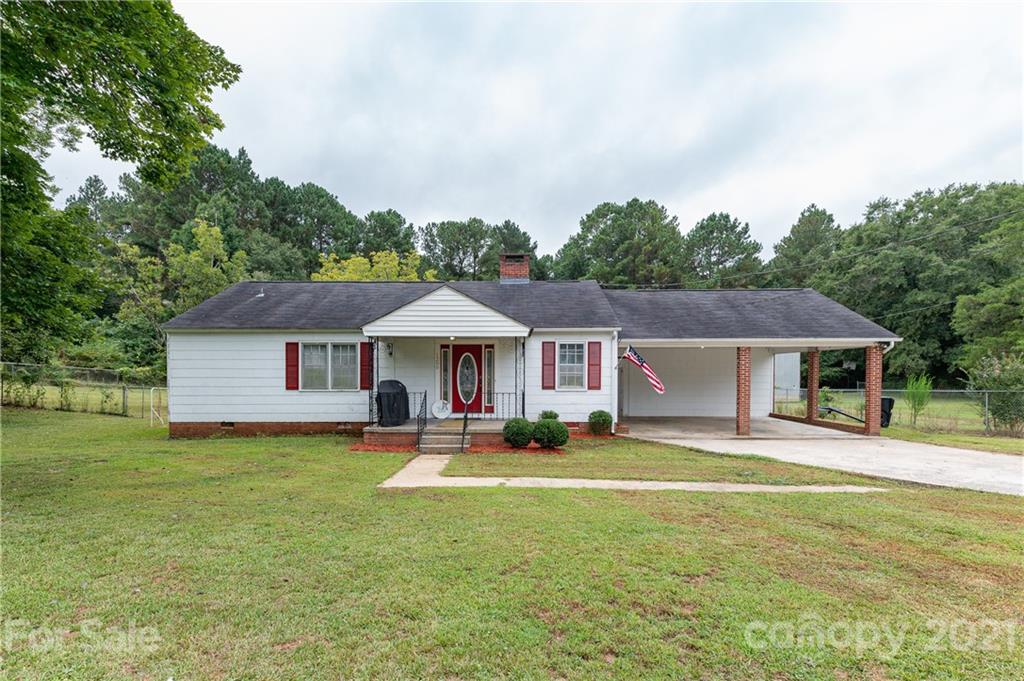 Property image 1 at 1200 Laurel Avenue, Lancaster, SC 29720