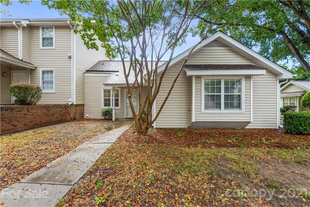 Property image 1 at 7831 Davinci Lane, Charlotte, NC 28226