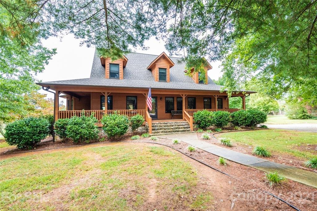Property image 1 at 11 Knob Hill Road, Taylorsville, NC 28681