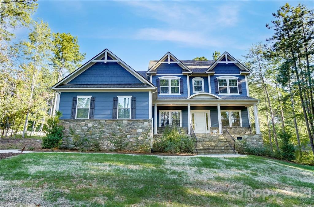 Property image 1 at 6402 Harbor Oaks Drive, Denver, NC 28037