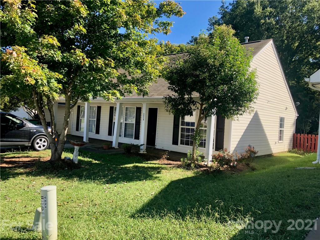 Property image 1 at 6824 Parkers Crossing Drive, Charlotte, NC 28215