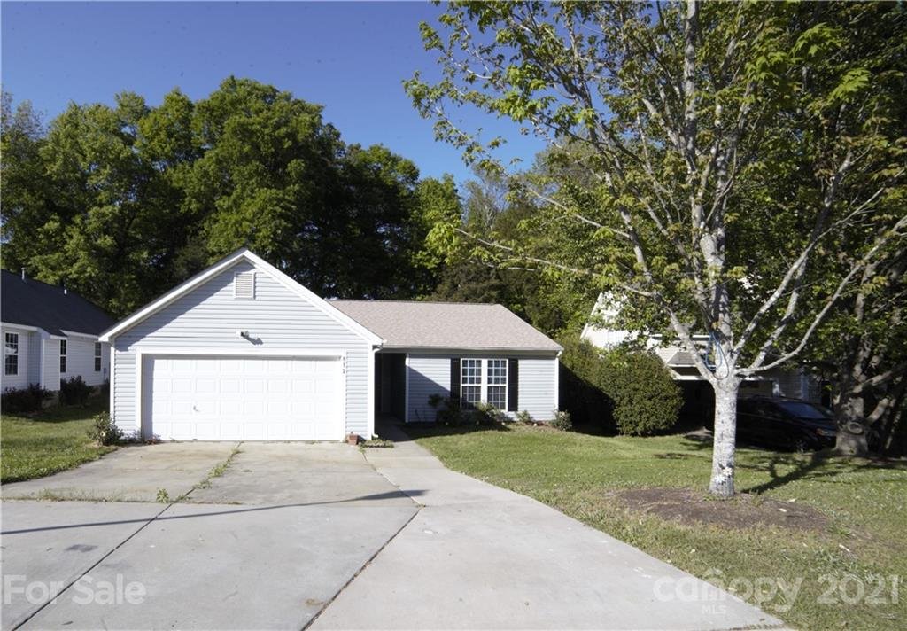 Property image 1 at 812 Morning Glory Drive, Charlotte, NC 28262