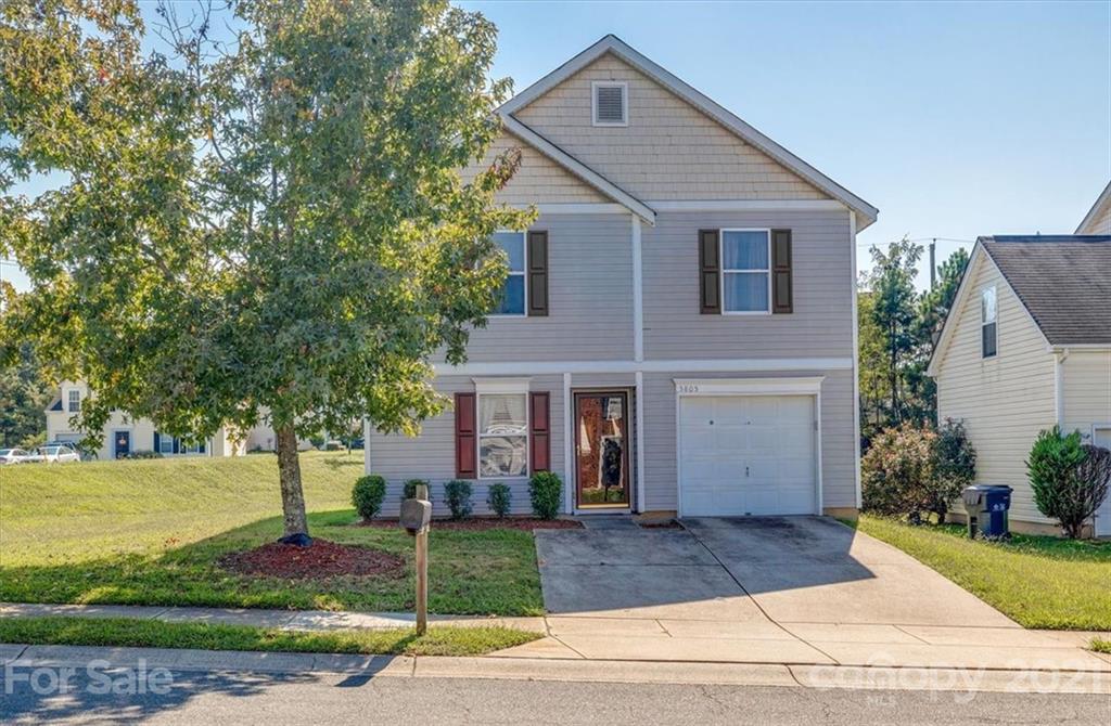 Property image 1 at 5805 Greenway Vista Lane, Charlotte, NC 28216