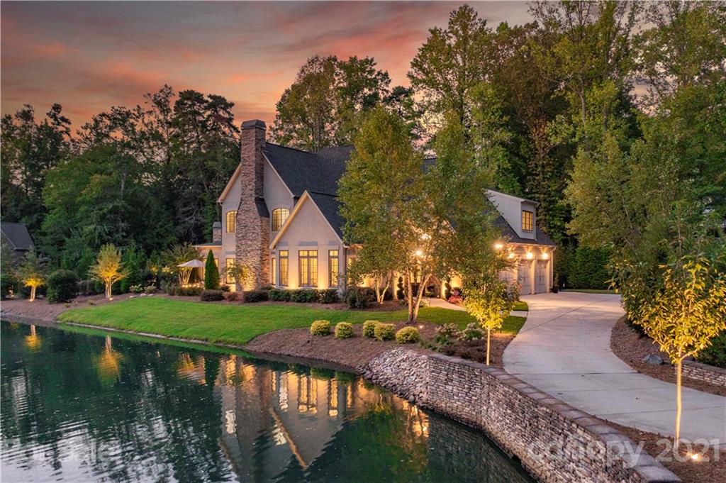 19607 Olde Spring Court